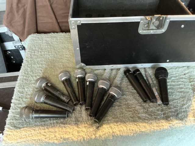 Shure / samson microfoon (11x) - afbeelding 1 van  5