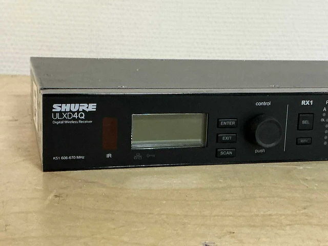 Shure ulxd4q draadloze ontvanger - afbeelding 4 van  6