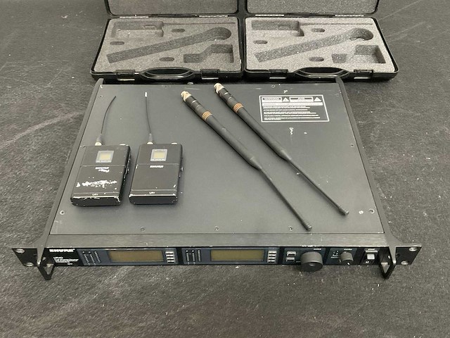 Shure ur4d digitale ontvanger set - afbeelding 2 van  6