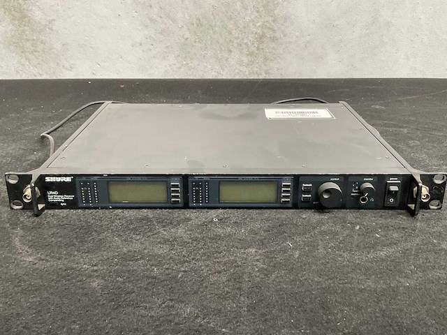 Shure ur4d digitale ontvanger - afbeelding 2 van  3
