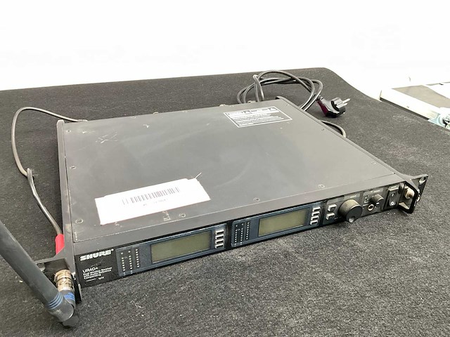 Shure ur4d+ dual wireless receiver - afbeelding 2 van  5