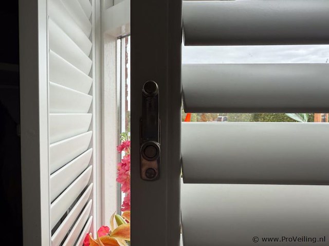 Shutter - afbeelding 2 van  3