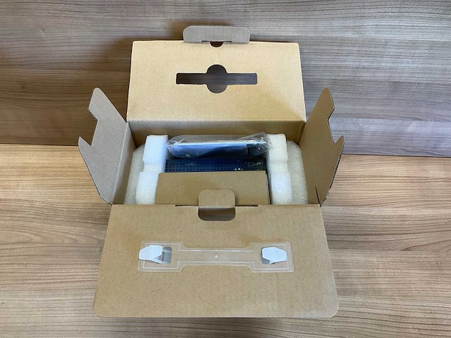 Shuttle xpc slim dh32u mini pc - afbeelding 5 van  5