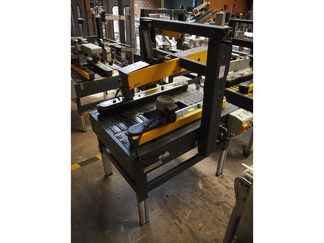 Siat - afbeelding 1 van  9