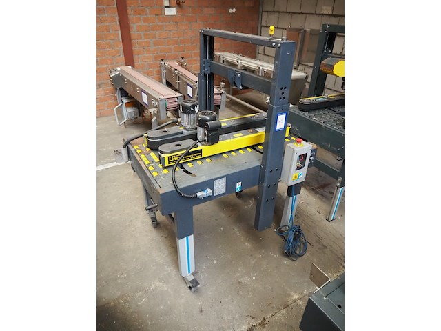 Siat - afbeelding 1 van  9