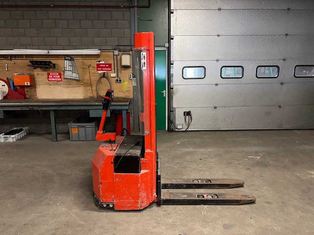 Sichelschmidt - 1990 - stapelaar - afbeelding 1 van  4