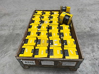 Sick - partij pls101-112 photoelectric laser scanner (30 stuks) - afbeelding 1 van  7
