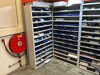 Sick en festo partij onderdelen t.b.v robots in stalen kast (2x) - afbeelding 1 van  64