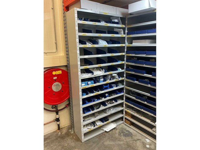 Sick en festo partij onderdelen t.b.v robots in stalen kast (2x) - afbeelding 12 van  64