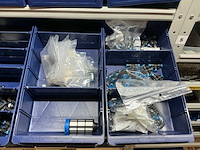 Sick en festo partij onderdelen t.b.v robots in stalen kast (2x) - afbeelding 35 van  64