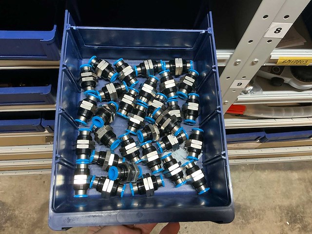 Sick en festo partij onderdelen t.b.v robots in stalen kast (2x) - afbeelding 46 van  64