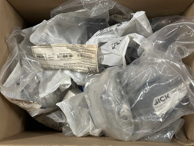 Sick / skf / hutchinson - partij industriële reserveonderdelen - afbeelding 7 van  8