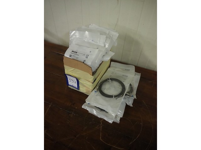 Sick - afbeelding 1 van  4