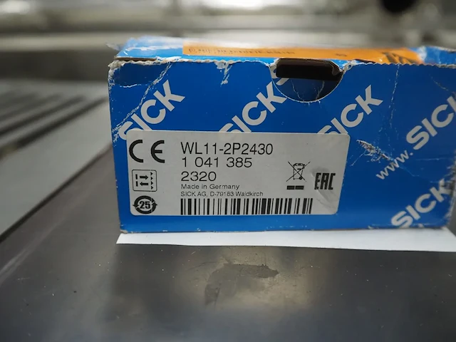 Sick - afbeelding 6 van  6