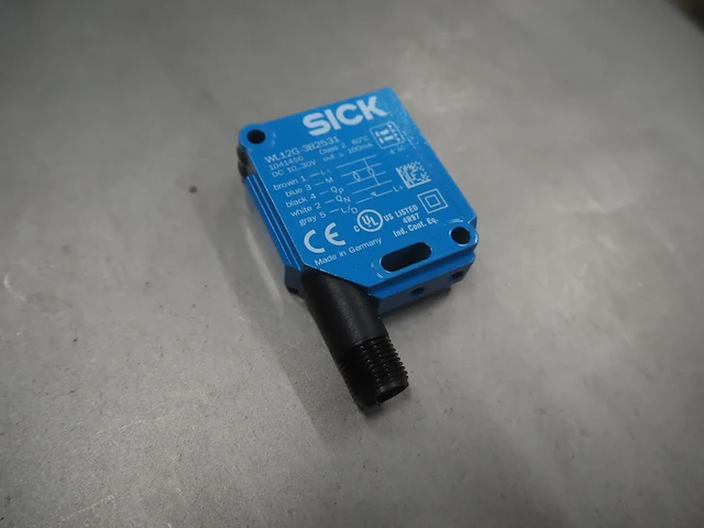 Sick - afbeelding 2 van  6