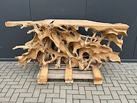 Side-table wortelhout 200cm.