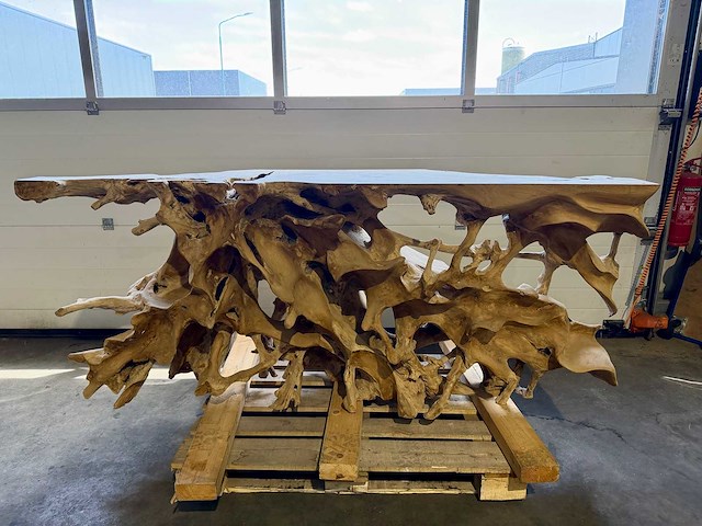 Side-table wortelhout 200cm. - afbeelding 1 van  4