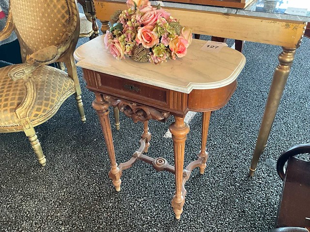 Side table - afbeelding 3 van  4