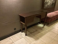 Sidetable - side table
