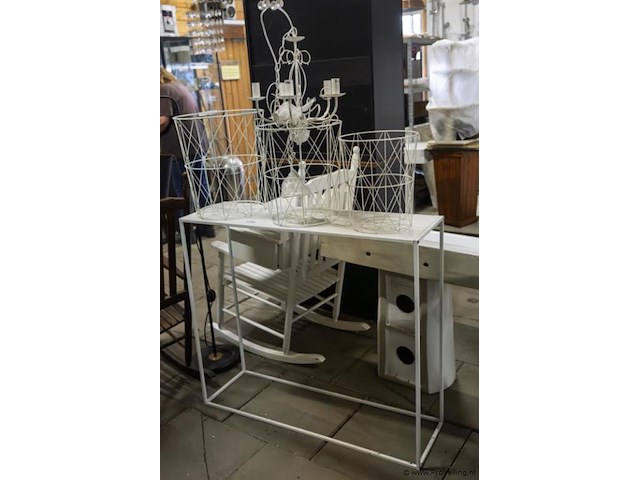 Sidetable, draadmanden (3x) & hanglamp - afbeelding 1 van  3