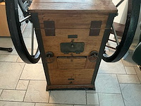 Siebe gorman & co. ltd. - antieke diepzeeduikuitrusting - vroege 20e eeuw - afbeelding 35 van  49