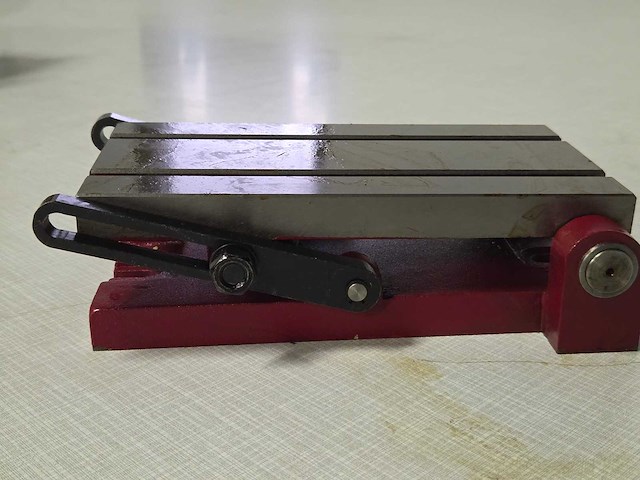 Sieg - 2023 - t-gleuf opspantafel - afbeelding 1 van  5
