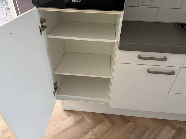 Siematic - keuken met apparatuur - afbeelding 28 van  29