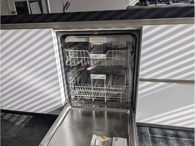 Siematic - keuken met miele apparatuur - afbeelding 36 van  40
