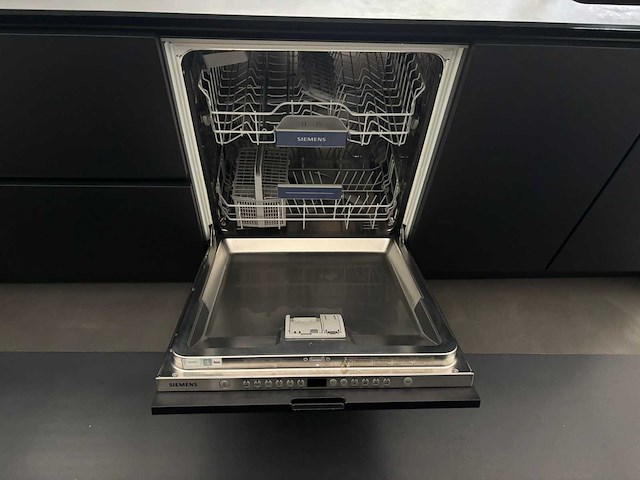 Siematic - keuken met siemens/kitchenaid apparatuur - afbeelding 25 van  26