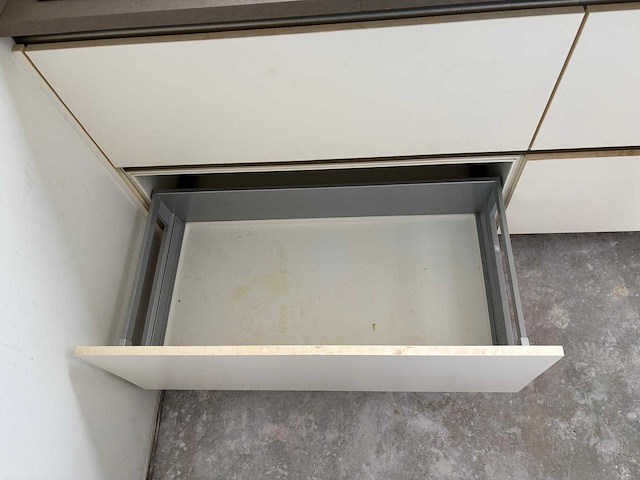 Siematic - keukenopstelling met apparatuur - afbeelding 14 van  19