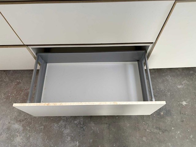 Siematic - keukenopstelling met apparatuur - afbeelding 7 van  19