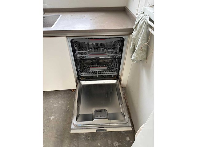 Siematic - keukenopstelling met apparatuur - afbeelding 16 van  19