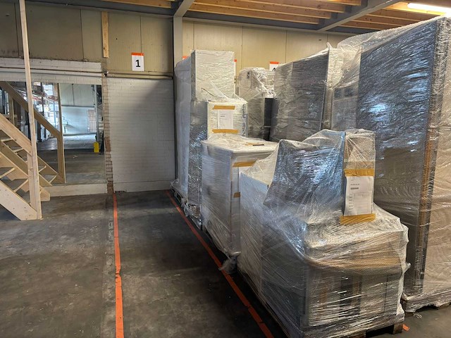 Siematic - keukenopstelling met apparatuur - afbeelding 1 van  19