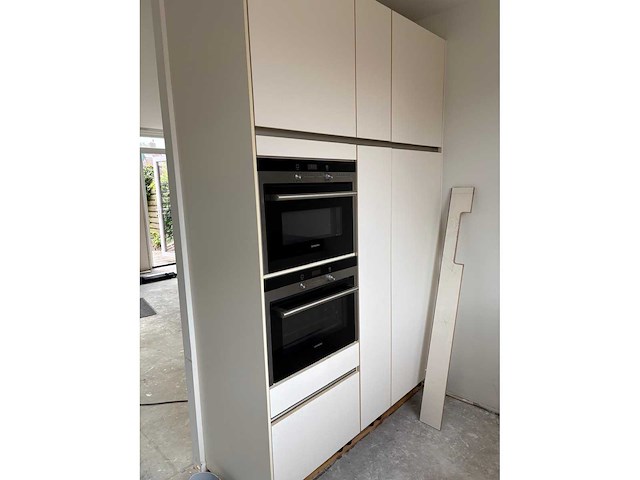 Siematic - keukenopstelling met apparatuur - afbeelding 8 van  19