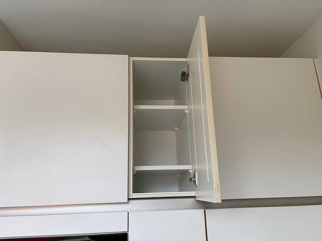 Siematic - keukenopstelling met apparatuur - afbeelding 12 van  19