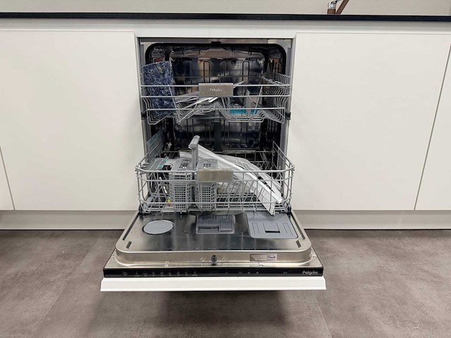 Siematic - showroomkeuken met apparatuur - afbeelding 8 van  24