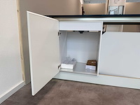 Siematic - showroomkeuken met apparatuur - afbeelding 13 van  18