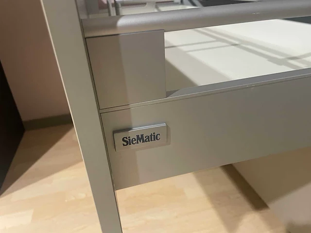 Siematic - showroomkeuken met bauknecht apparatuur - afbeelding 10 van  37
