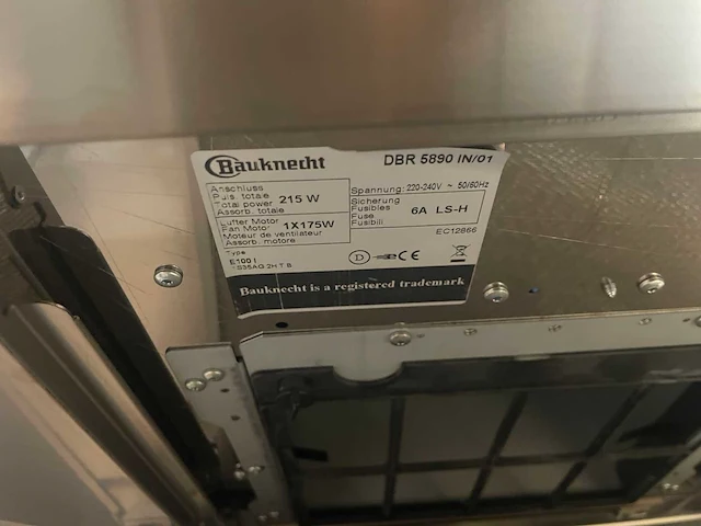 Siematic - showroomkeuken met bauknecht apparatuur - afbeelding 17 van  37
