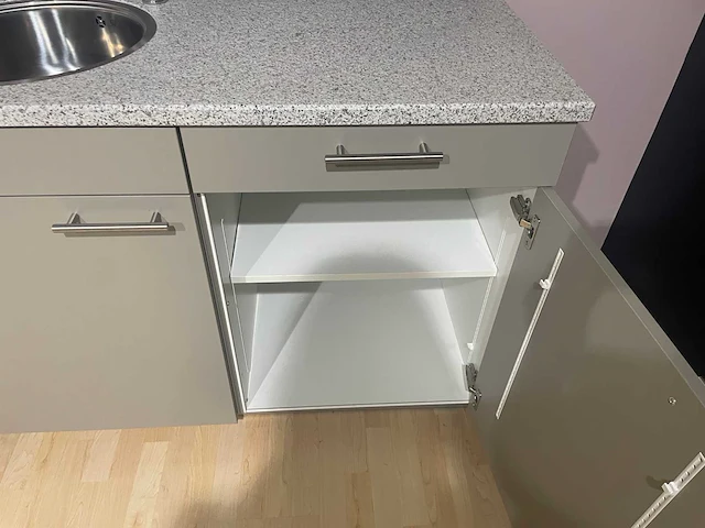 Siematic - showroomkeuken met bauknecht apparatuur - afbeelding 22 van  37