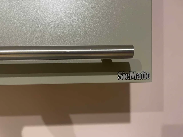 Siematic - showroomkeuken met bauknecht apparatuur - afbeelding 29 van  37