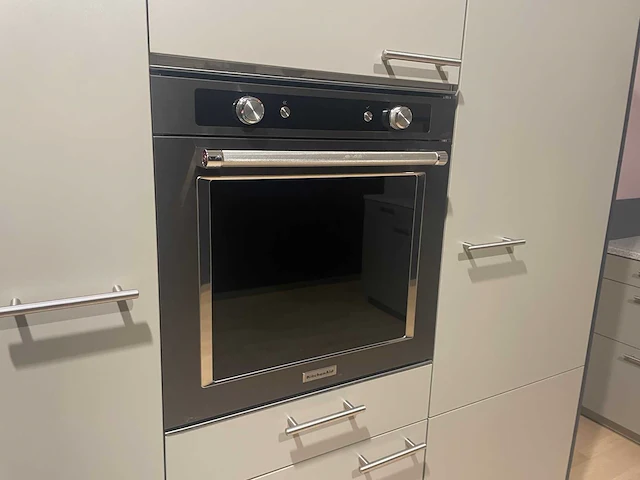 Siematic - showroomkeuken met bauknecht apparatuur - afbeelding 35 van  37
