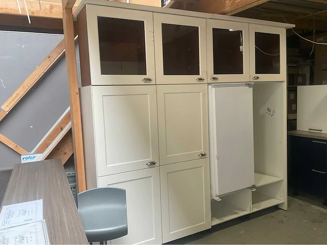 Siematic eiland showroomkeuken met kastenwand - afbeelding 13 van  15