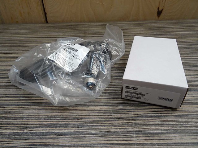 Siemens - 1p6gt2898-0ac81 - power supply - afbeelding 1 van  3
