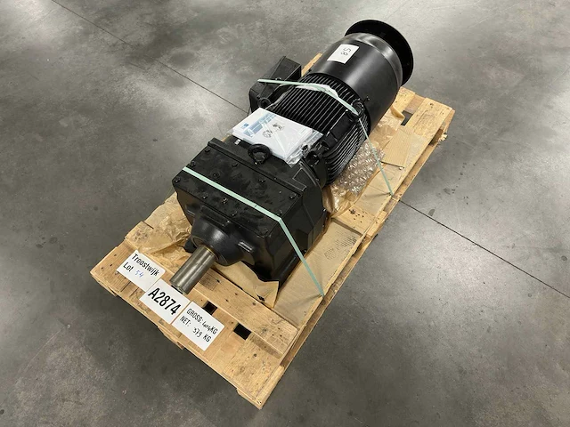 Siemens - 2kj3111-1kl32-9ak1-z - simogear industriële motorreductor / gearmotor 18,5 kw 1x - afbeelding 6 van  7