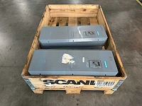 Siemens - 6se9523-0dg50 - frequentieregelaar 2x - afbeelding 1 van  3