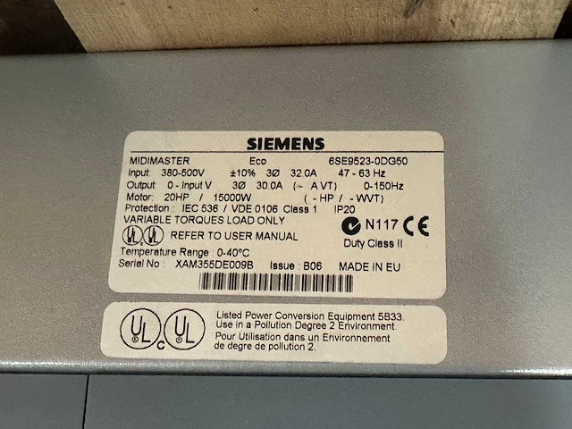 Siemens - 6se9523-0dg50 - frequentieregelaar 2x - afbeelding 3 van  3