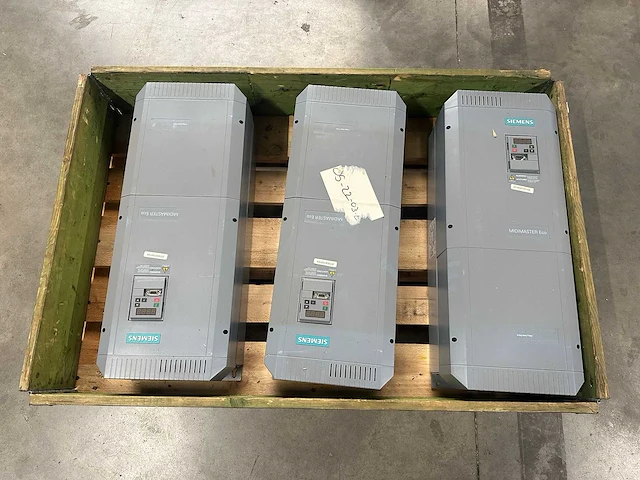 Siemens - 6se9523-0dg50 - frequentieregelaars 3x - afbeelding 4 van  5