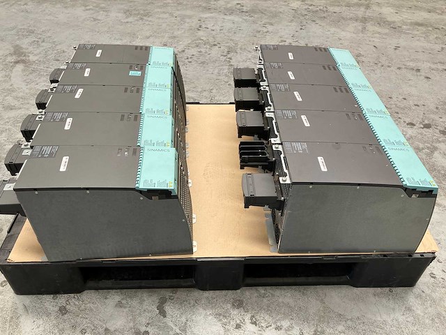 Siemens - 6sl3120-1te26-0aa1 - sinamics single motor module 10x - afbeelding 2 van  5