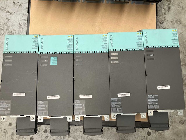 Siemens - 6sl3120-1te26-0aa1 - sinamics single motor module 10x - afbeelding 4 van  5